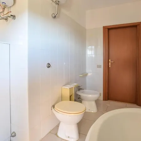 Stunning In Apartment Villasimius